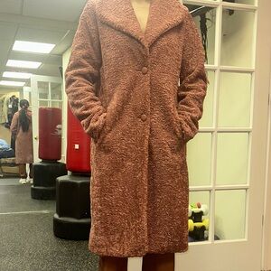 Cozy Women's Teddy Coat in dusty pink